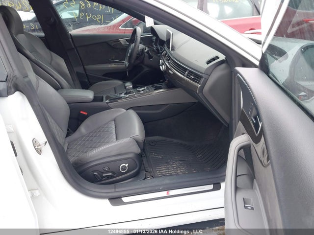WAUC4CF5XJA130494 Audi S5 SPORTBACK