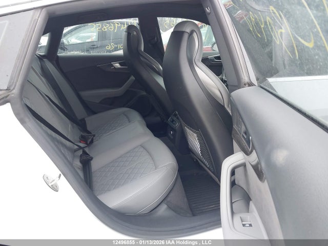 WAUC4CF5XJA130494 Audi S5 SPORTBACK