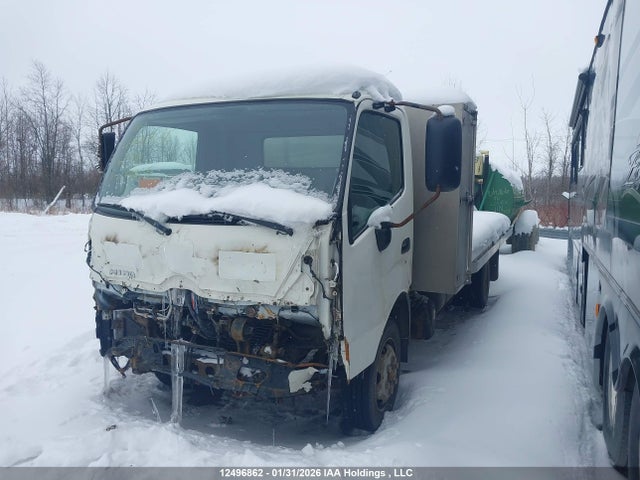 Hino 195 2016 2AYGDM2H6G1000265 Image 2