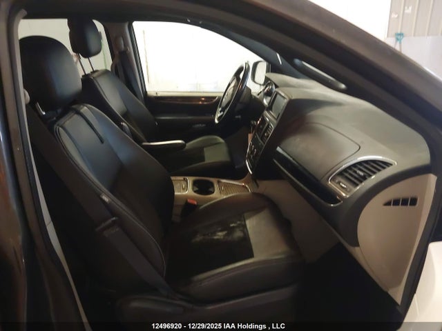 2C4RDGBGXFR684911 Dodge Grand Caravan Se