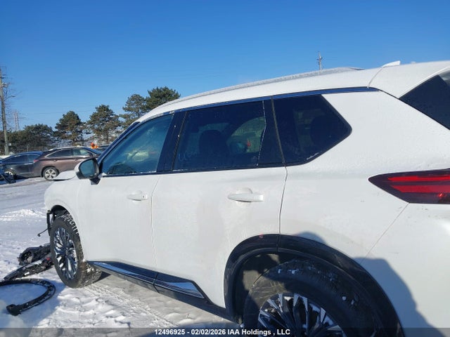 JN8BT3DD5RW450580 Nissan Rogue Platinum