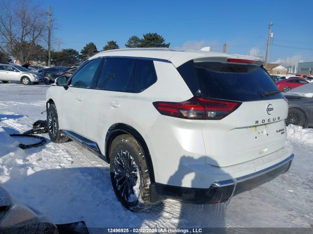 JN8BT3DD5RW450580 Nissan Rogue Platinum