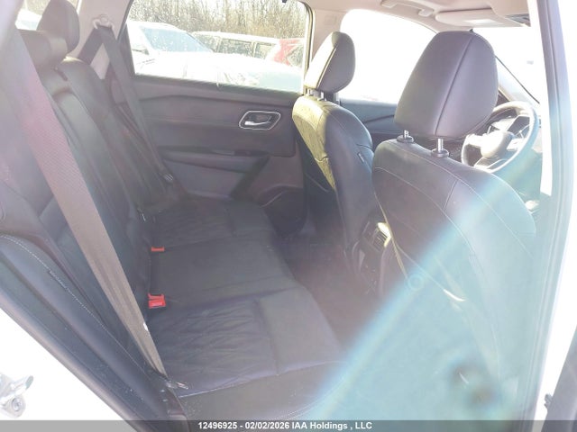 JN8BT3DD5RW450580 Nissan Rogue Platinum