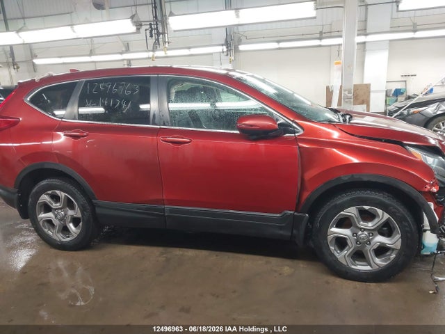 Продажа на аукционе авто 2018 Honda Cr-v, vin: 2HKRW2H52JH141741, номер лота: 12496963