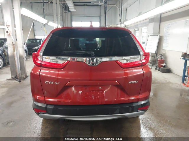 Продажа на аукционе авто 2018 Honda Cr-v, vin: 2HKRW2H52JH141741, номер лота: 12496963