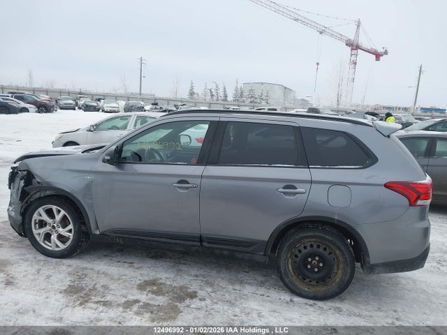 JA4JZ3AX6LJ600375 Mitsubishi Outlander Limited Edition/se/sel