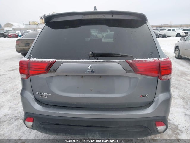 JA4JZ3AX6LJ600375 Mitsubishi Outlander Limited Edition/se/sel