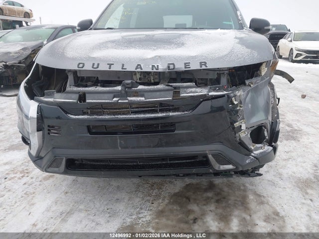 JA4JZ3AX6LJ600375 Mitsubishi Outlander Limited Edition/se/sel