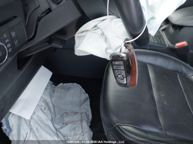 1FMCU9J94NUB43032 Ford Escape Titanium