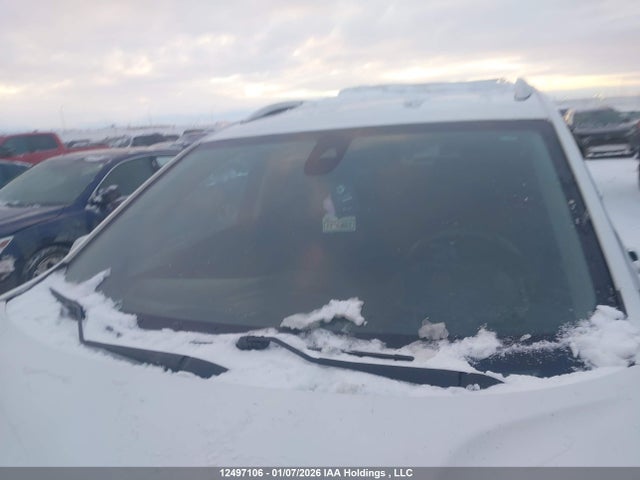 2GNAXVEX3L6198188 Chevrolet EQUINOX LT