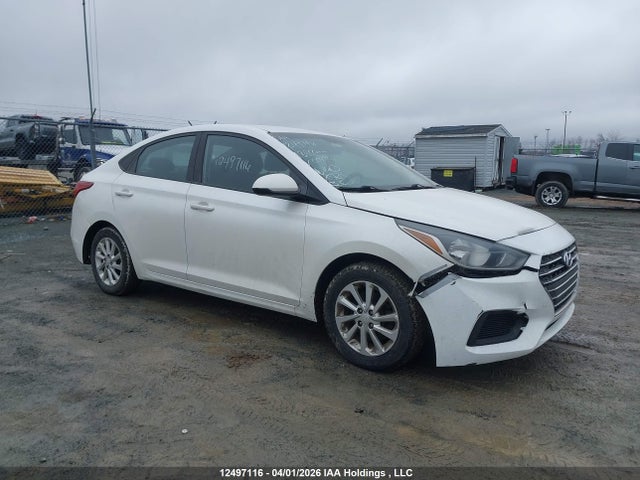 3KPC24A38JE004927 Hyundai ACCENT GL