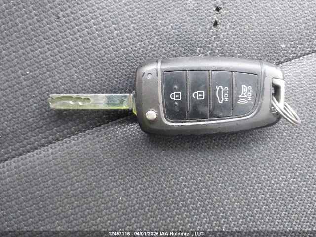 3KPC24A38JE004927 Hyundai ACCENT GL