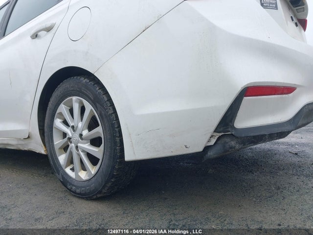 3KPC24A38JE004927 Hyundai ACCENT GL