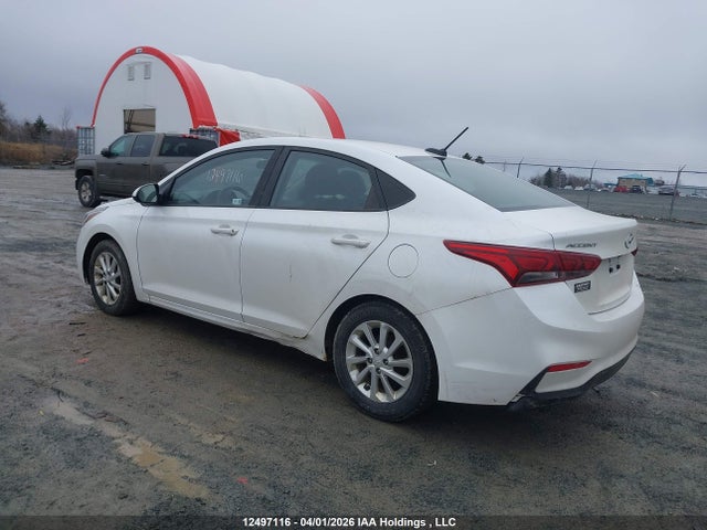 3KPC24A38JE004927 Hyundai ACCENT GL