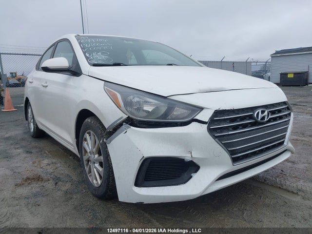 3KPC24A38JE004927 Hyundai ACCENT GL