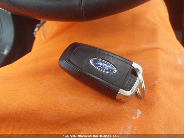3FA6P0T9XJR112358 Ford FUSION SE