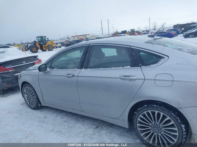 3FA6P0T9XJR112358 Ford FUSION SE