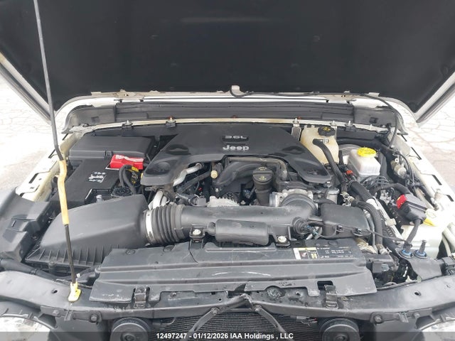 1C4HJXDG7KW660729 Jeep Wrangler Unlimited Sport