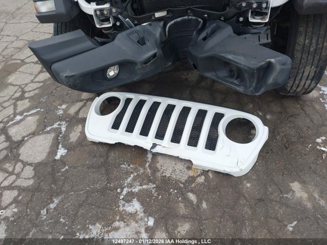 1C4HJXDG7KW660729 Jeep Wrangler Unlimited Sport