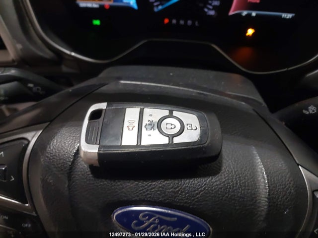 3FA6P0H78HR134733 Ford FUSION SE
