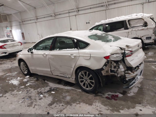 3FA6P0H78HR134733 Ford FUSION SE