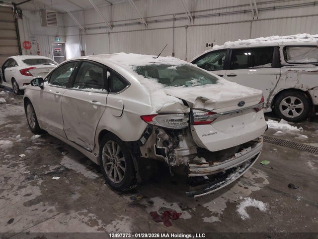 3FA6P0H78HR134733 Ford FUSION SE
