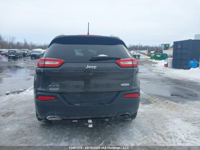 1C4PJMCSXFW540736 Jeep Cherokee Latitude