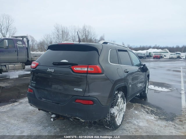 1C4PJMCSXFW540736 Jeep Cherokee Latitude