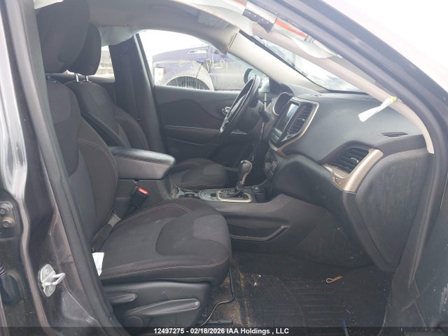 1C4PJMCSXFW540736 Jeep Cherokee Latitude