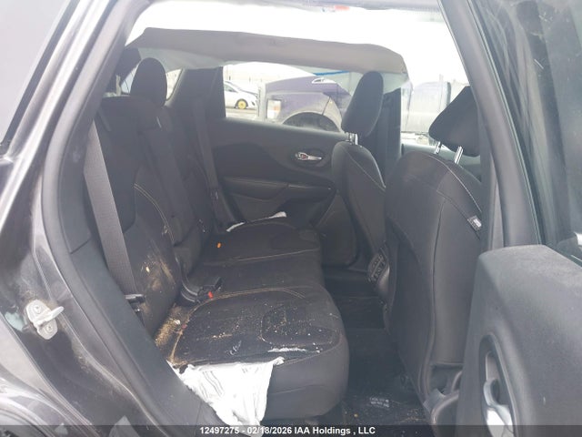 1C4PJMCSXFW540736 Jeep Cherokee Latitude