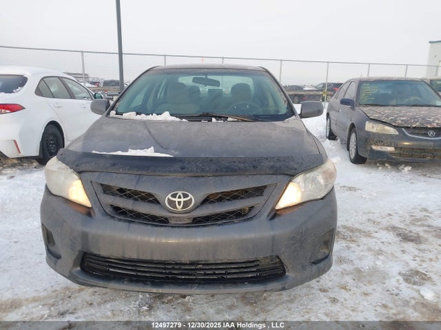 12497279 :رقم المزاد ، 2T1BU4EE6DC921272 vin ، 2013 Toyota Corolla S/le مزاد بيع