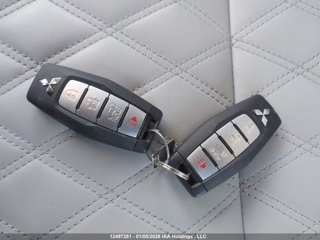 JA4J4UA84PZ616613 Mitsubishi Outlander Se/se Black Edition/se Technology/se Special