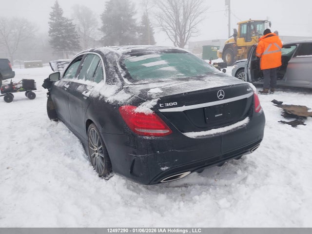 55SWF4KB1JU270824 Mercedes-Benz C 300 4matic