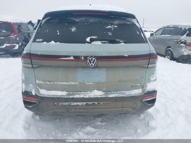 3VV2C7B22SM035356 Volkswagen Taos Se Black