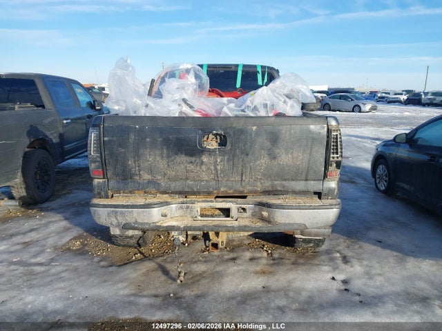 Продажа на аукционе авто 2005 Chevrolet Silverado K2500 Heavy Duty, vin: 1GCHK29295E281805, номер лота: 12497296
