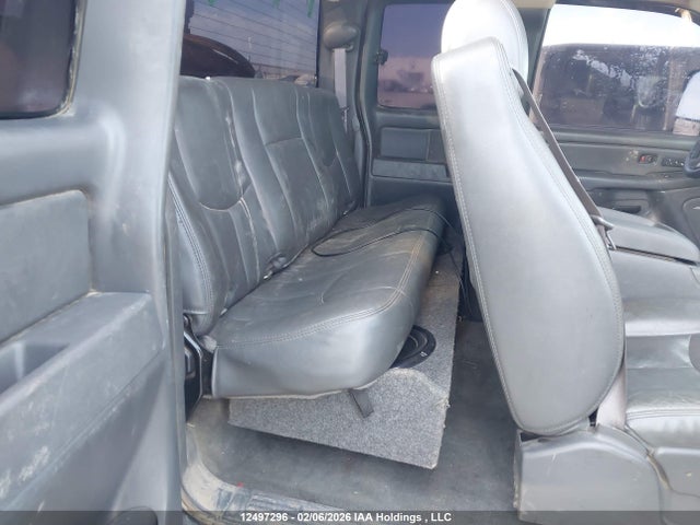 Продажа на аукционе авто 2005 Chevrolet Silverado K2500 Heavy Duty, vin: 1GCHK29295E281805, номер лота: 12497296