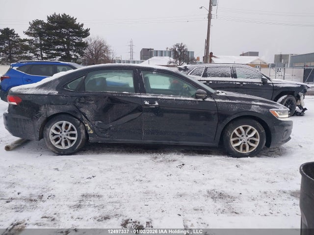 1VWAA7A31LC003475 Volkswagen Passat Comfortline