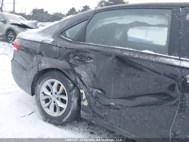 1VWAA7A31LC003475 Volkswagen Passat Comfortline