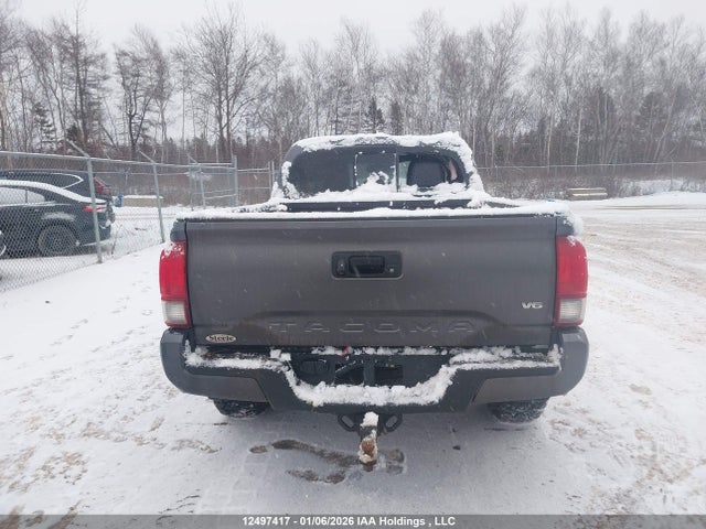 Aukcja sprzedaży 2018 Toyota Tacoma Dbl Cab/sr5/trd Sport/or, vin: 5TFDZ5BN1JX033191, numer aukcji: 12497417