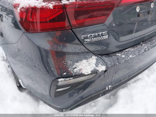 3KPF24ADXME317388 KIA Forte