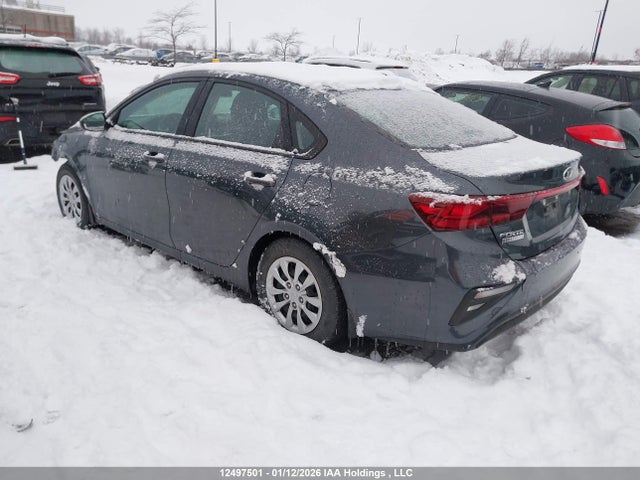 3KPF24ADXME317388 KIA Forte