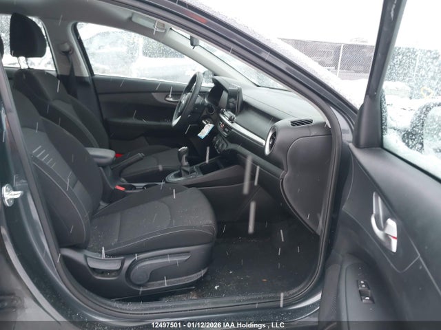 3KPF24ADXME317388 KIA Forte