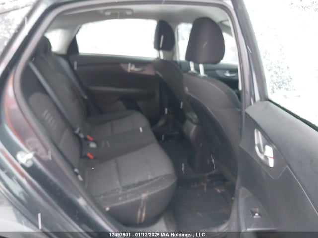 3KPF24ADXME317388 KIA Forte