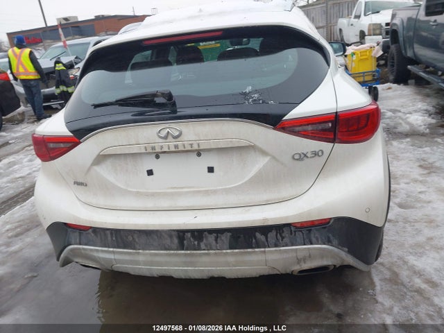 SJKCH5CR5HA032748 Infiniti Qx30 Luxury/premium/sport