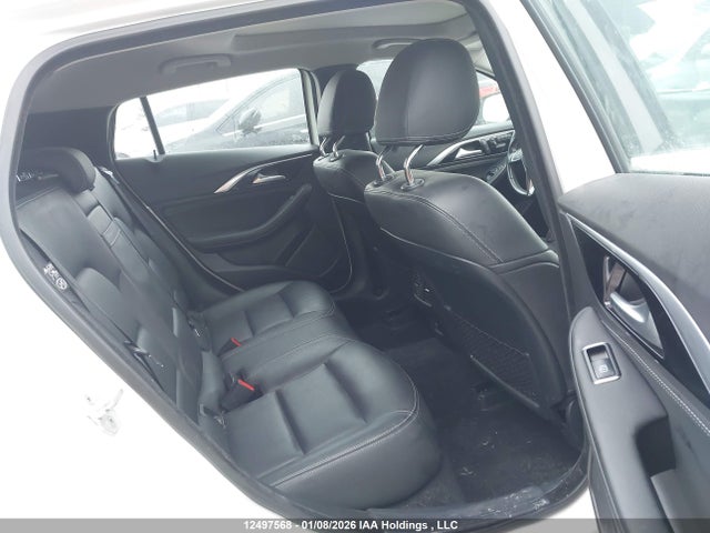 SJKCH5CR5HA032748 Infiniti Qx30 Luxury/premium/sport