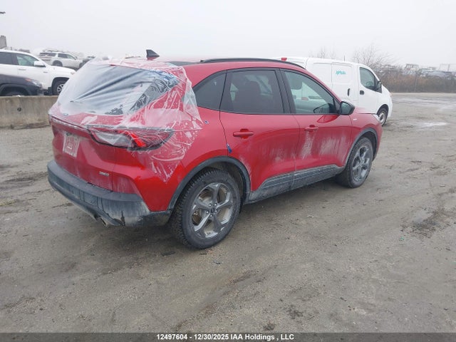 1FMCU9MZXSUA75424 Ford Escape St-line