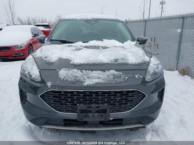 1FMCU9G62LUC60070 Ford ESCAPE SE