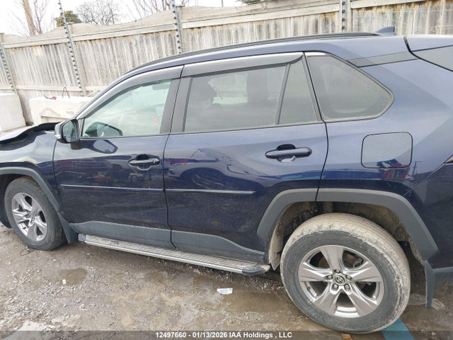 2T3R1RFV5NW289889 Toyota Rav4 Xle