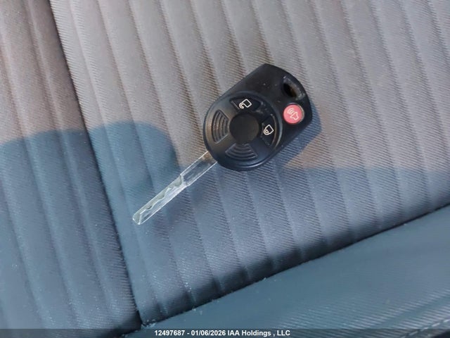 1FMCU9G91HUC82742 Ford Escape