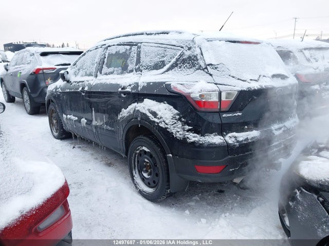 1FMCU9G91HUC82742 Ford Escape